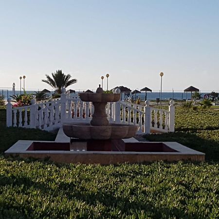 Casa Baja Naturista Con Patio En Primera Linea De Playa Con Piscina Comunitaria! Vera Εξωτερικό φωτογραφία